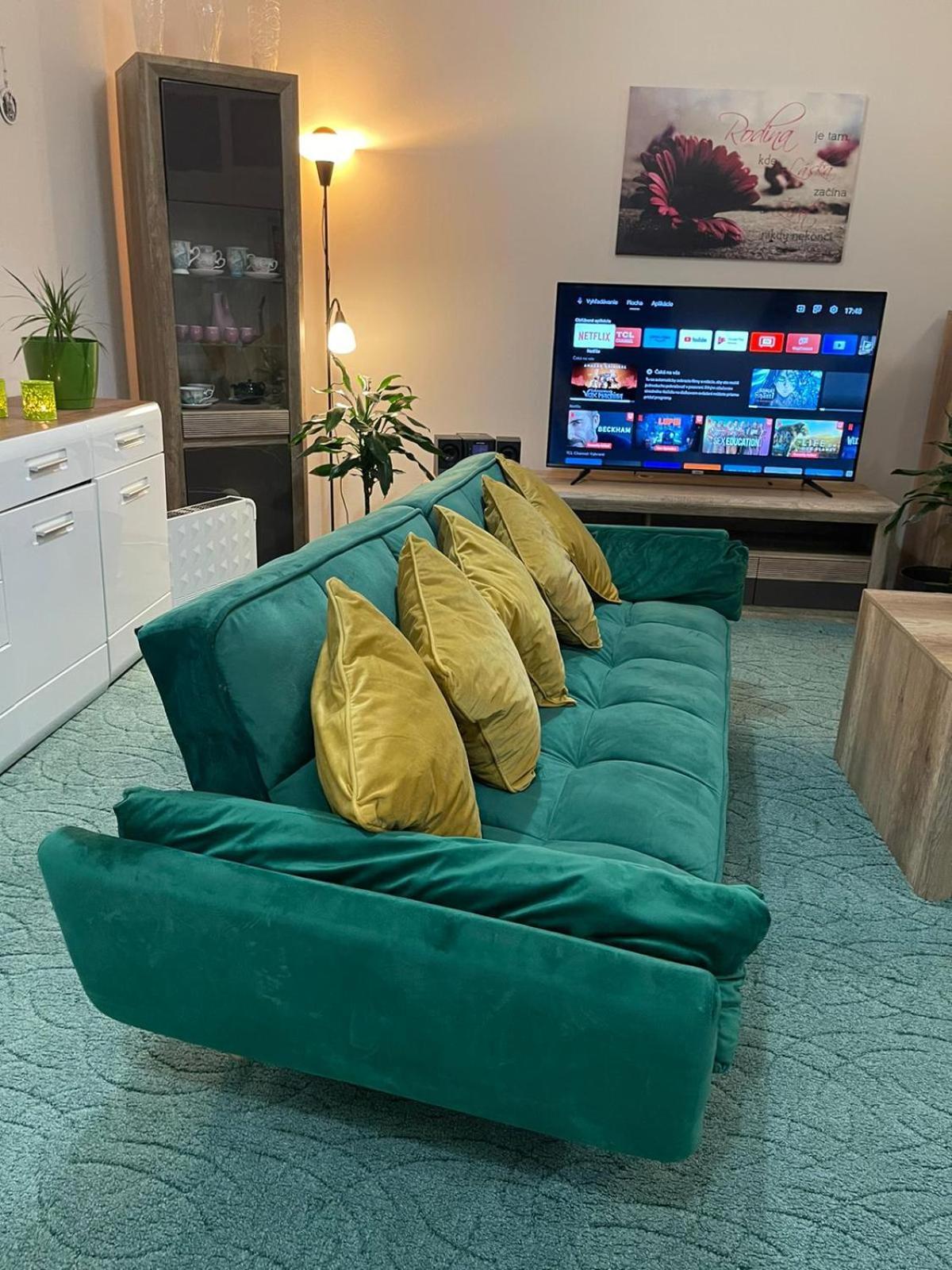 Velky Apartman Bratislava Eksteriør billede